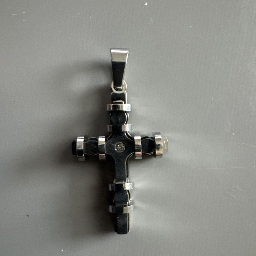 Cubic Zirconia Stainless Steel Cross Pendant Gift Trendy 24” Necklace Silver Ton